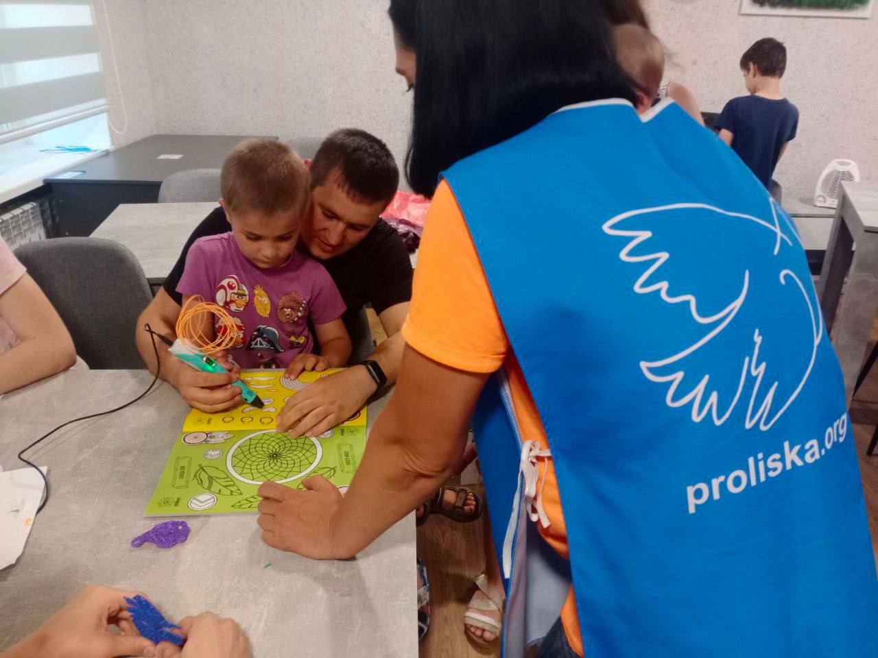 майстер-клас для малечі у соціальному гуртожитку