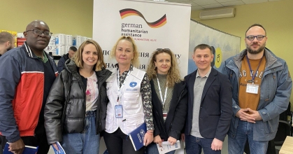 команда представників організації «Лікарі світу»